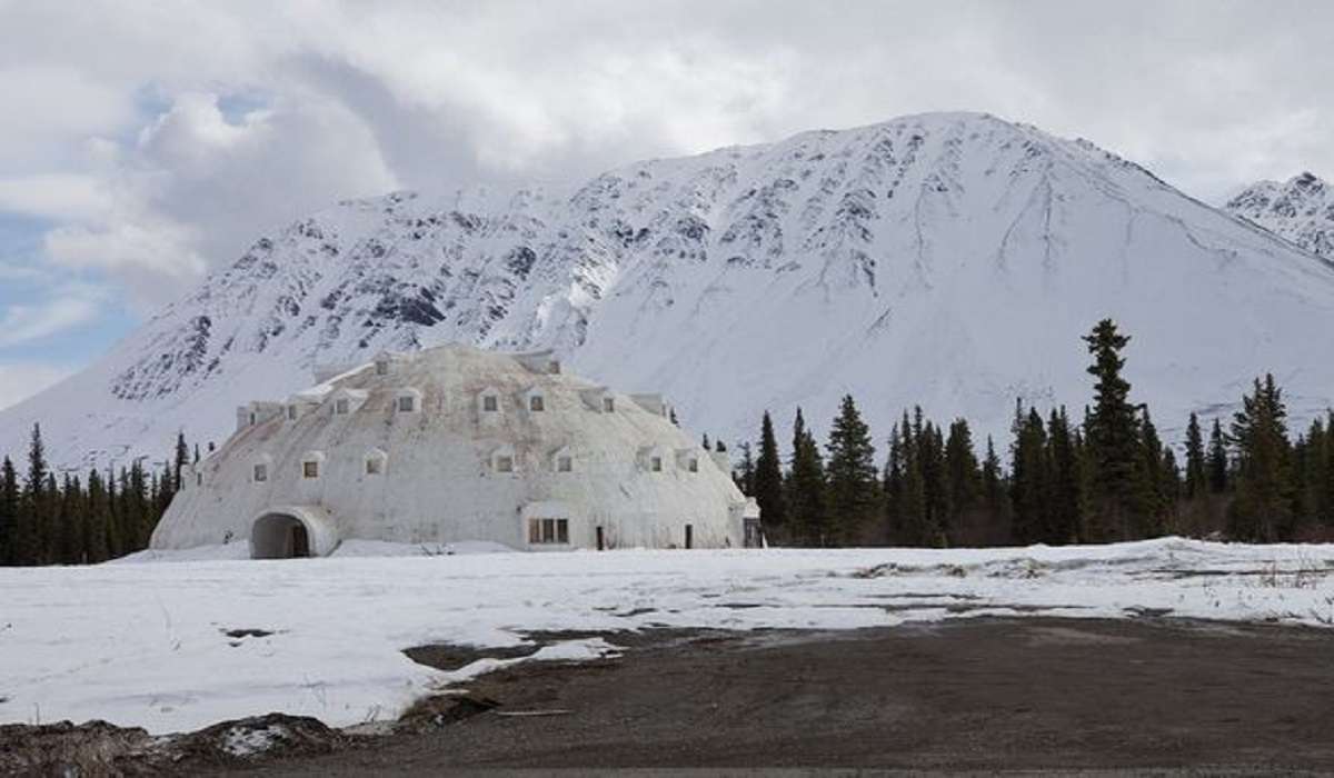 Igloo City Hotel - Cantwell GSCE